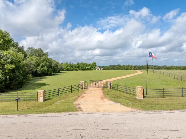 $1,599,000 | 7650 Rolling Creek Road, Burton, TX 77835