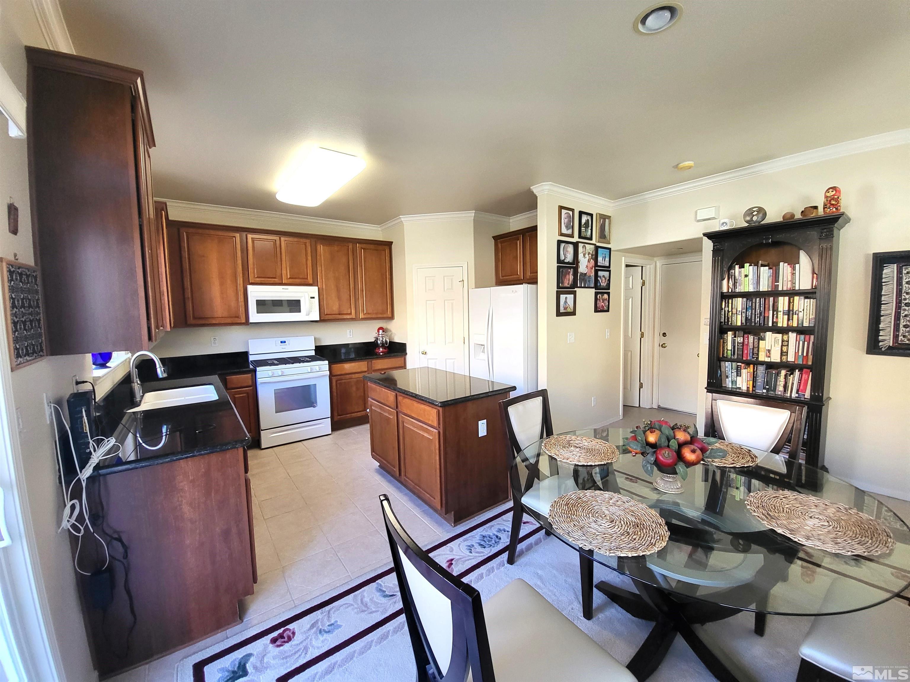 2356 Sapphire Ridge Way Reno, NV 89523 - Photo 9 of 33 Photo 9