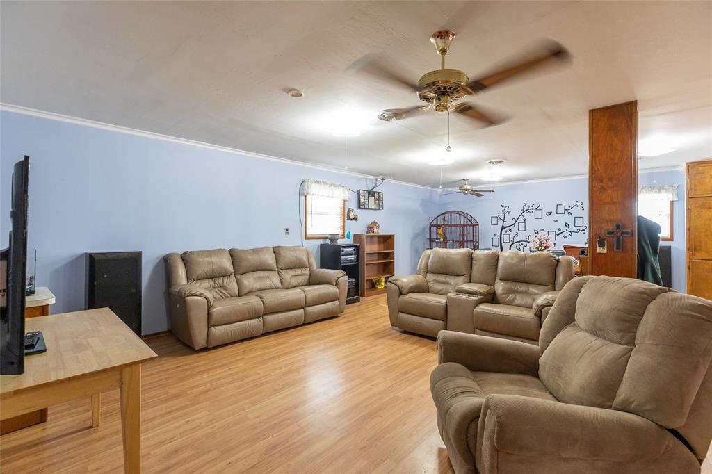 8867 Spinks Road Abilene, TX 79603 - Photo 15 of 39