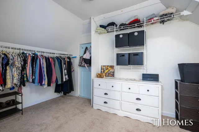 $269,900 | 619 Lydia Street Northeast, Grand Rapids, MI 49503