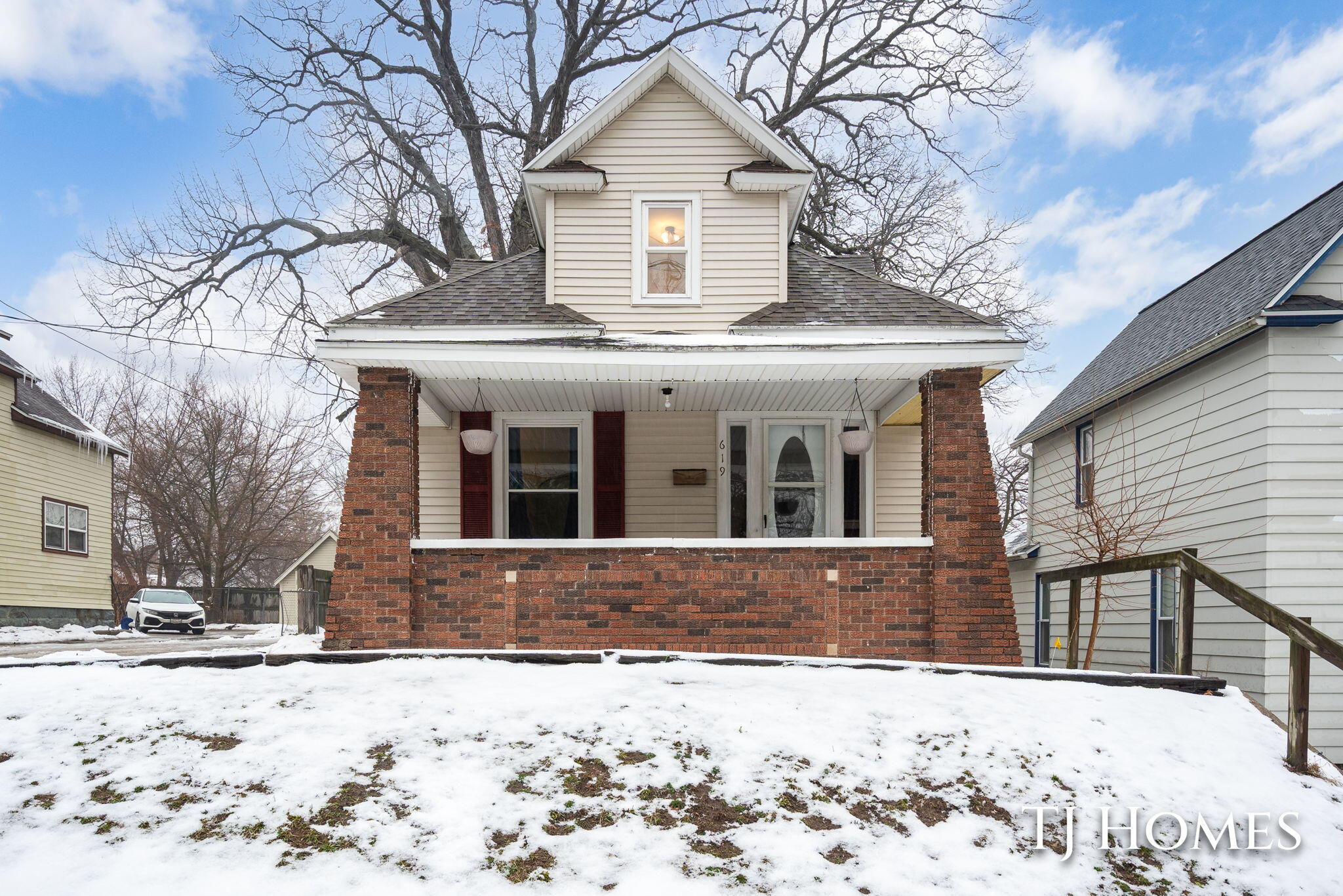 619 Lydia Street Northeast Grand Rapids, MI 49503 - Photo 36 of 36 2-web-or-mls-619 Lydia St NE-2