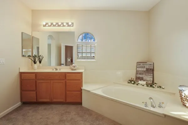 $615,000 | 1366 Garibaldi Place, Manteca, CA 95336