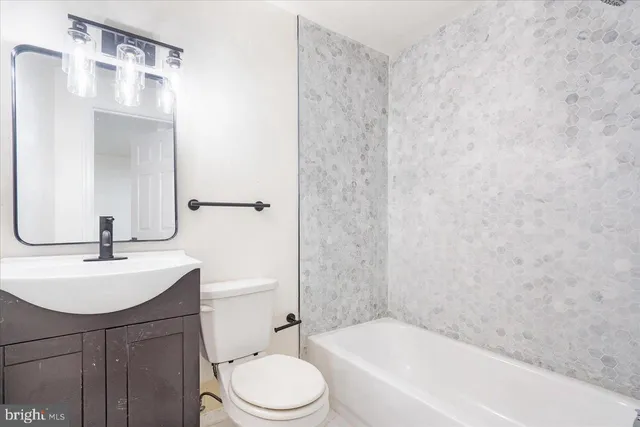 $1,450 | 1715 West Lexington Street, Unit 2, Baltimore, MD 21223