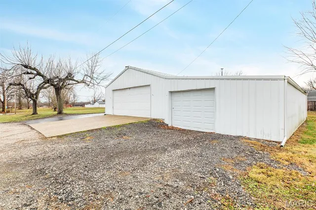 $145,000 | 713 East Warren Street, Bunker Hill, IL 62014