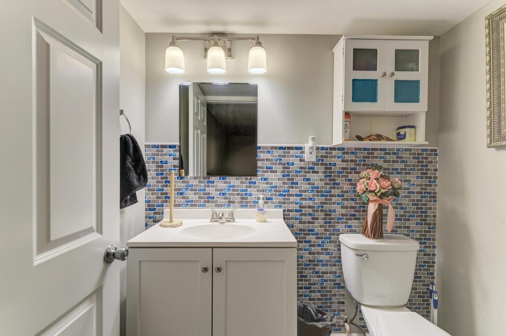 202 North Bridge Road DeKalb, IL 60115 - Photo 29 of 32