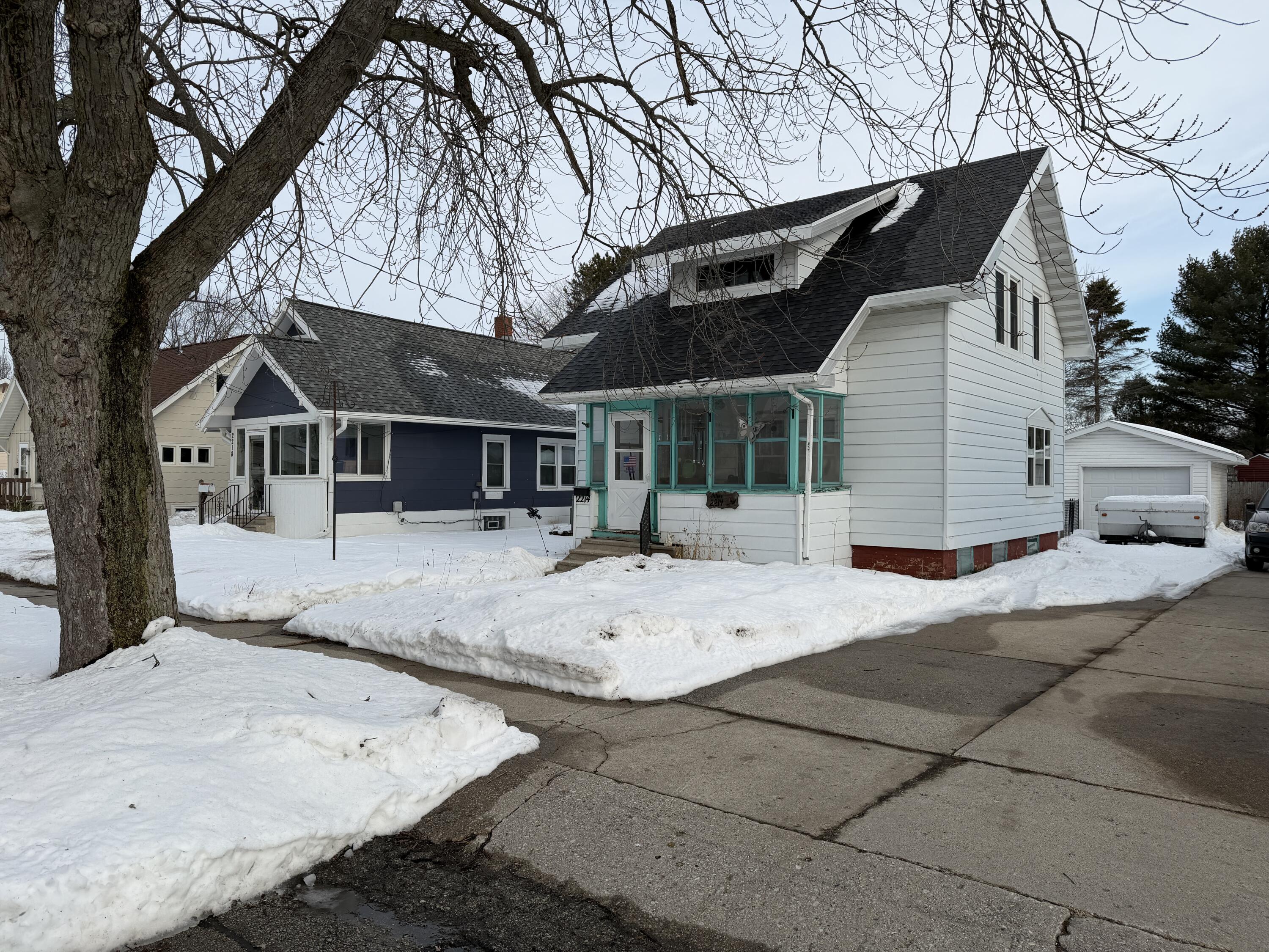 2214 13th Street Two Rivers, WI 54241 - Photo 3 of 3 IMG_0359