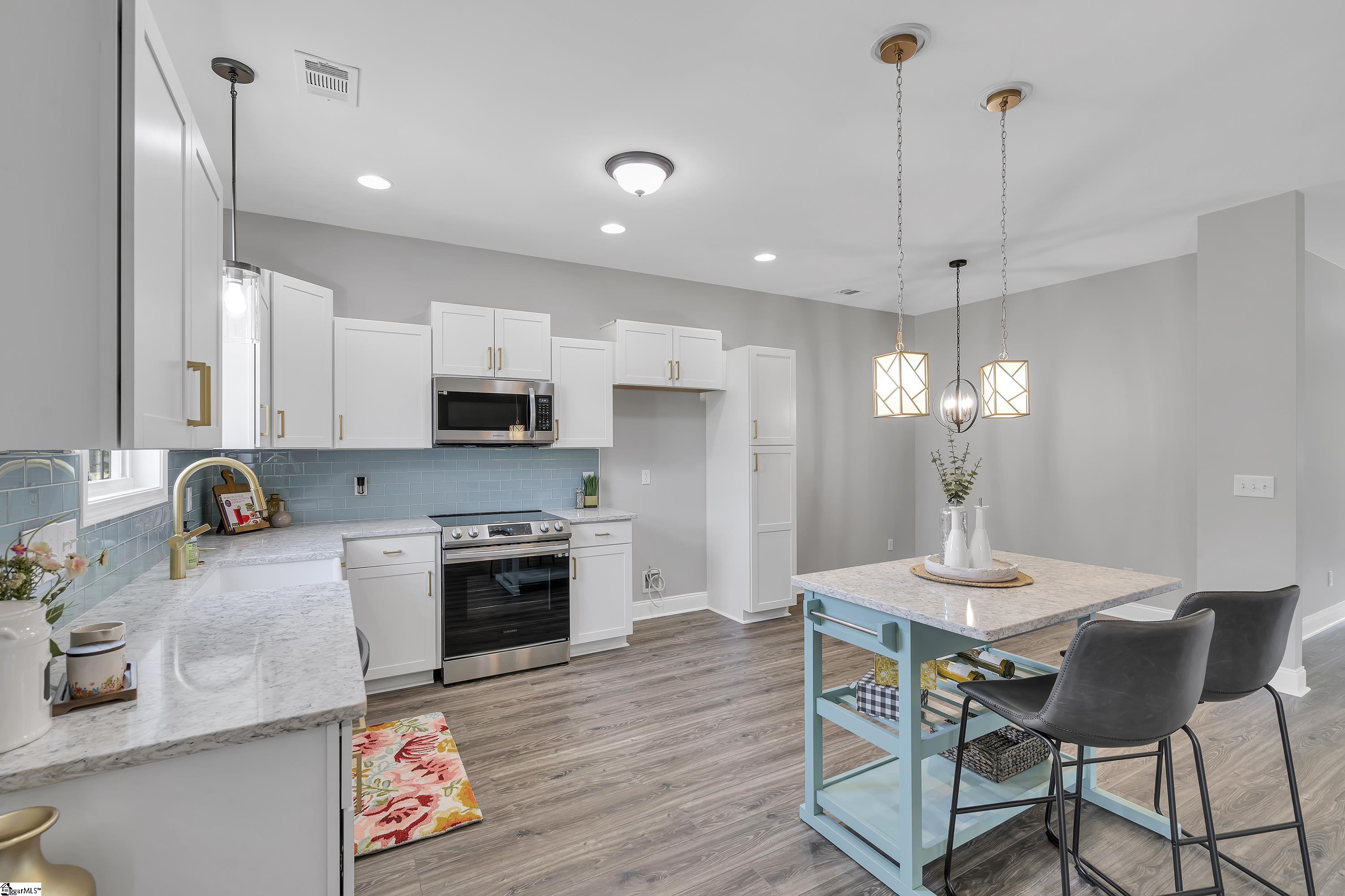 1013 Pearson Road Woodruff, SC 29388 - Photo 8 of 23