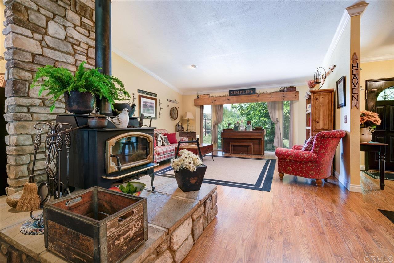 1571 Weekend Villa Road Ramona, CA 92065 - Photo 7 of 25