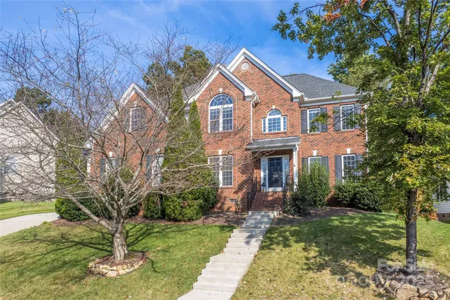 $610,000 | 2013 Solway Lane, Charlotte, NC 28269
