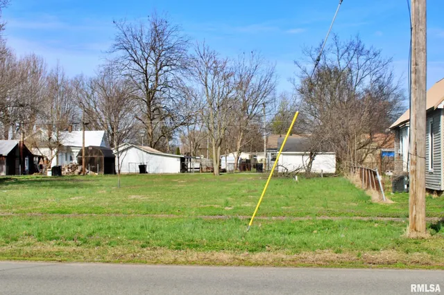 $10,000 | 707 East 7th Street, Unit 705, Metropolis, IL 62960