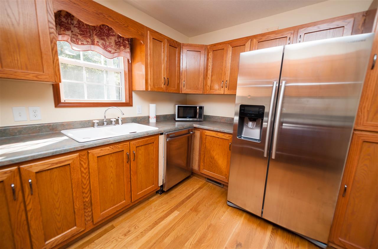 575 Prison Camp Road Campobello, SC 29322 - Photo 8 of 32 Kitchen