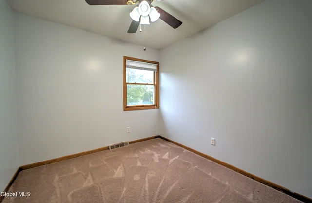 $439,000 | 1 Laurel Lane, Niskayuna, NY 12304