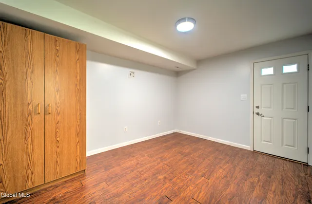 $439,000 | 1 Laurel Lane, Niskayuna, NY 12304