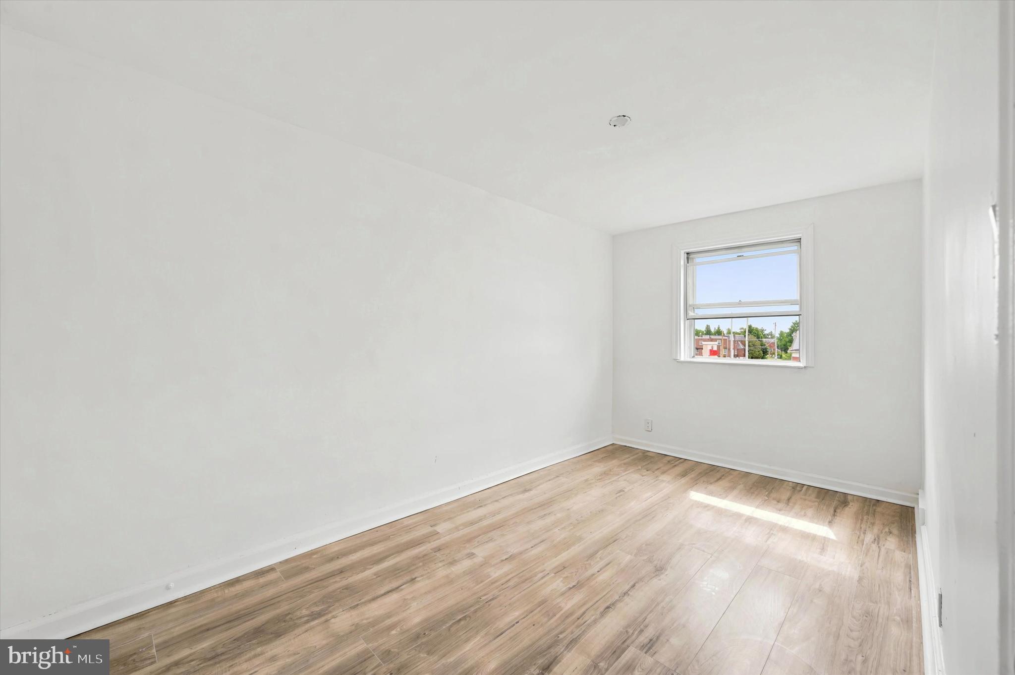 6451 Akron Street Philadelphia, PA 19149 - Photo 14 of 25