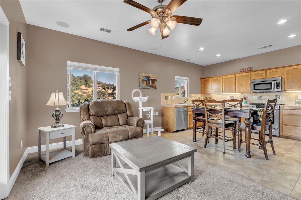 16489 Goat Ranch Road Springville, CA 93265 - Photo 52 of 94 74-74