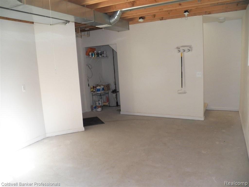 1742 South Maple Road Ann Arbor, MI 48103 - Photo 15 of 17 101_0685 - Copy.JPG