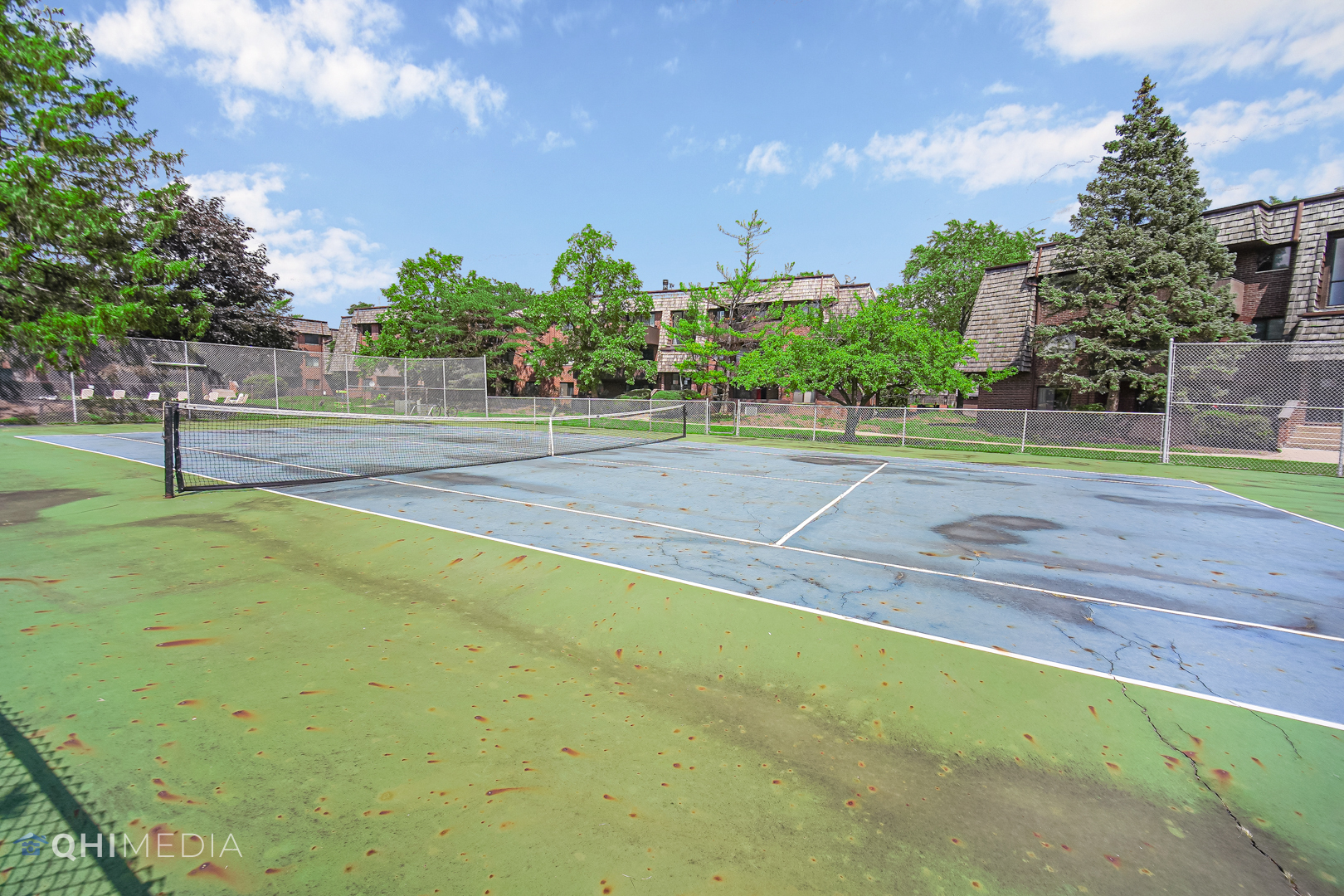 484 Timber Ridge Drive, Unit 106 Carol Stream, IL 60188 - Photo 21 of 23 a view of a yard