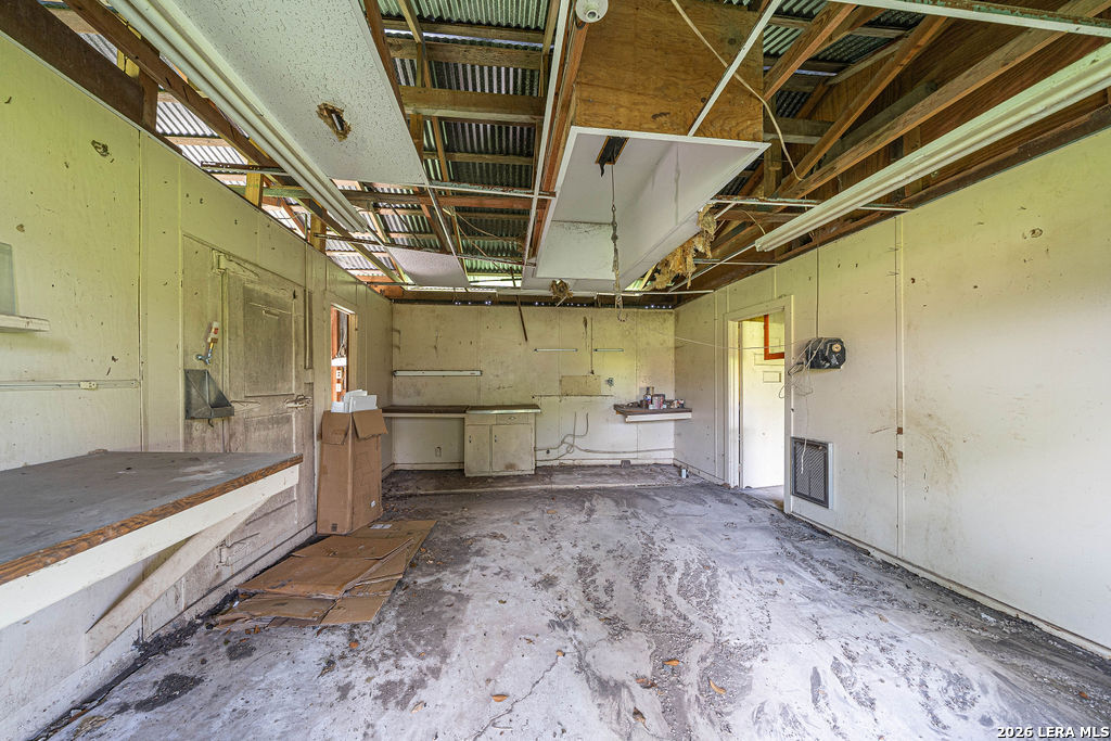 2001 Stagecoach Road Seguin, TX 78155 - Photo 45 of 50
