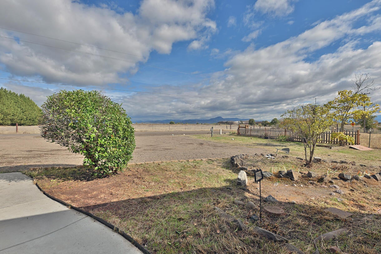 7521 High Banks Road Central Point, OR 97502 - Photo 28 of 28 DSC_1366
