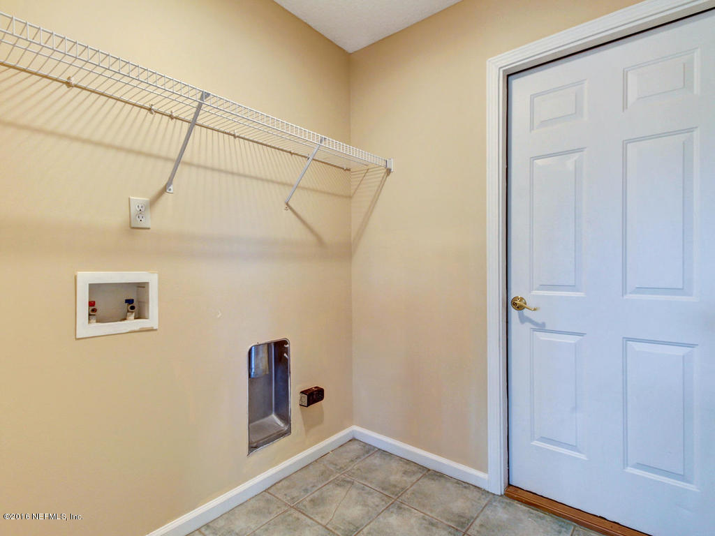 3141 Longleaf Ranch Circle Middleburg, FL 32068 - Photo 12 of 16 Laundry Room