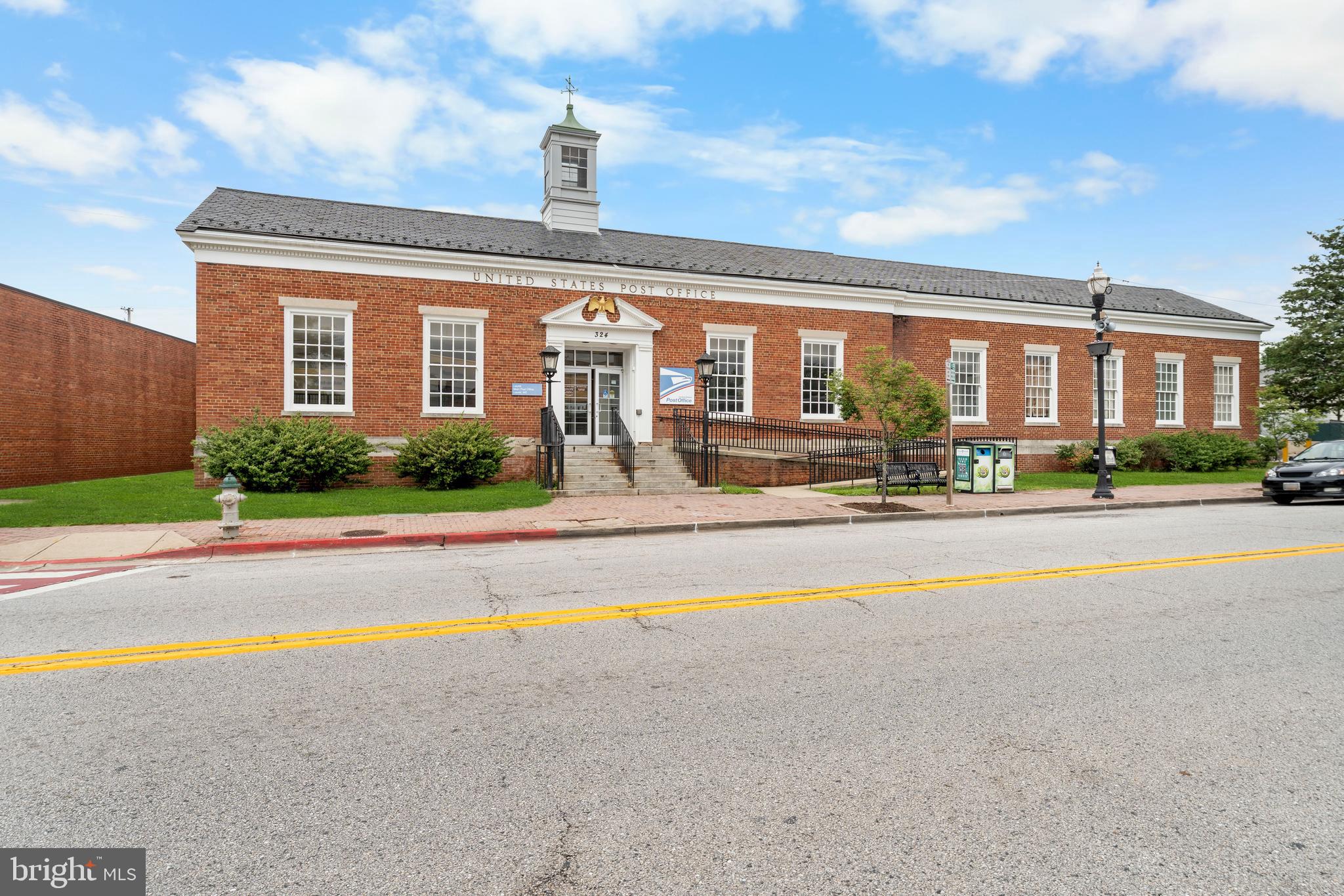 610 Main Street, Unit 511 Laurel, MD 20707 - Photo 29 of 30 a front view of house with yard and green space