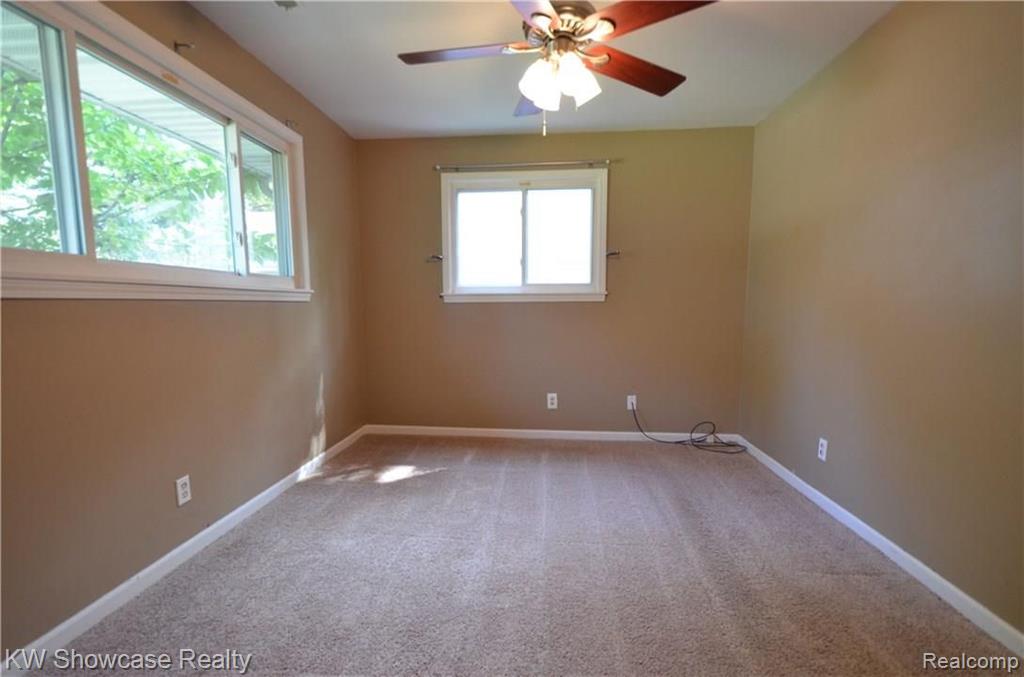 7959 Richardson Road West Bloomfield, MI 48323 - Photo 11 of 13