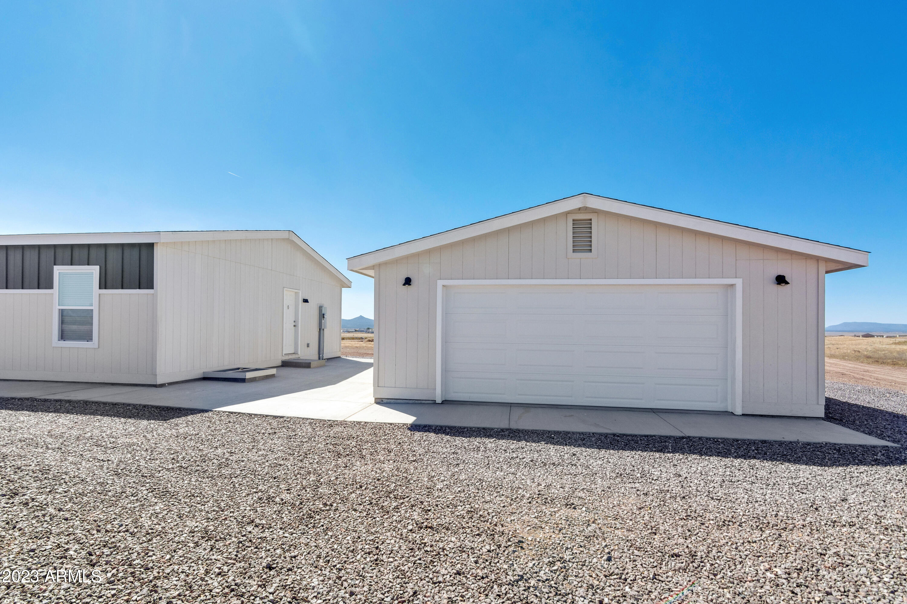 26496 North Feather Mountain Road Paulden, AZ 86334 - Photo 3 of 32 03