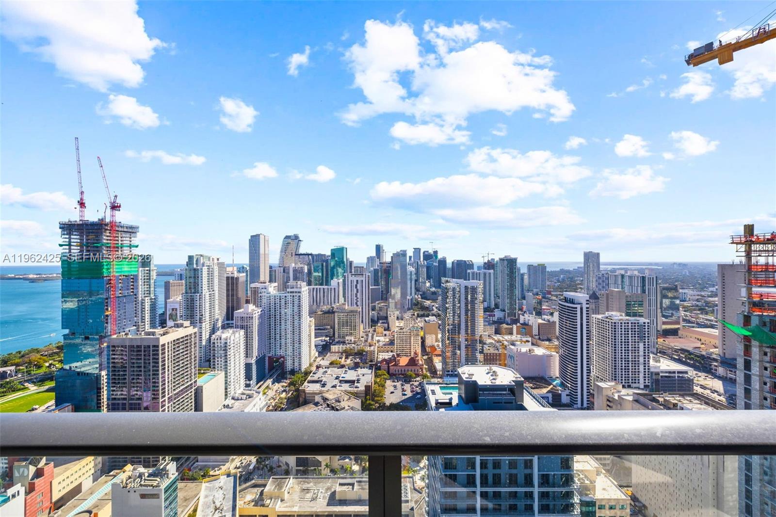 159 Northeast 6th Street, Unit 4906 Miami, FL 33132 - Photo 11 of 19