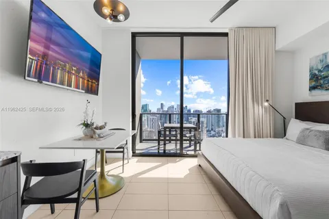 $395,000 | 159 Northeast 6th Street, Unit 4906, Miami, FL 33132