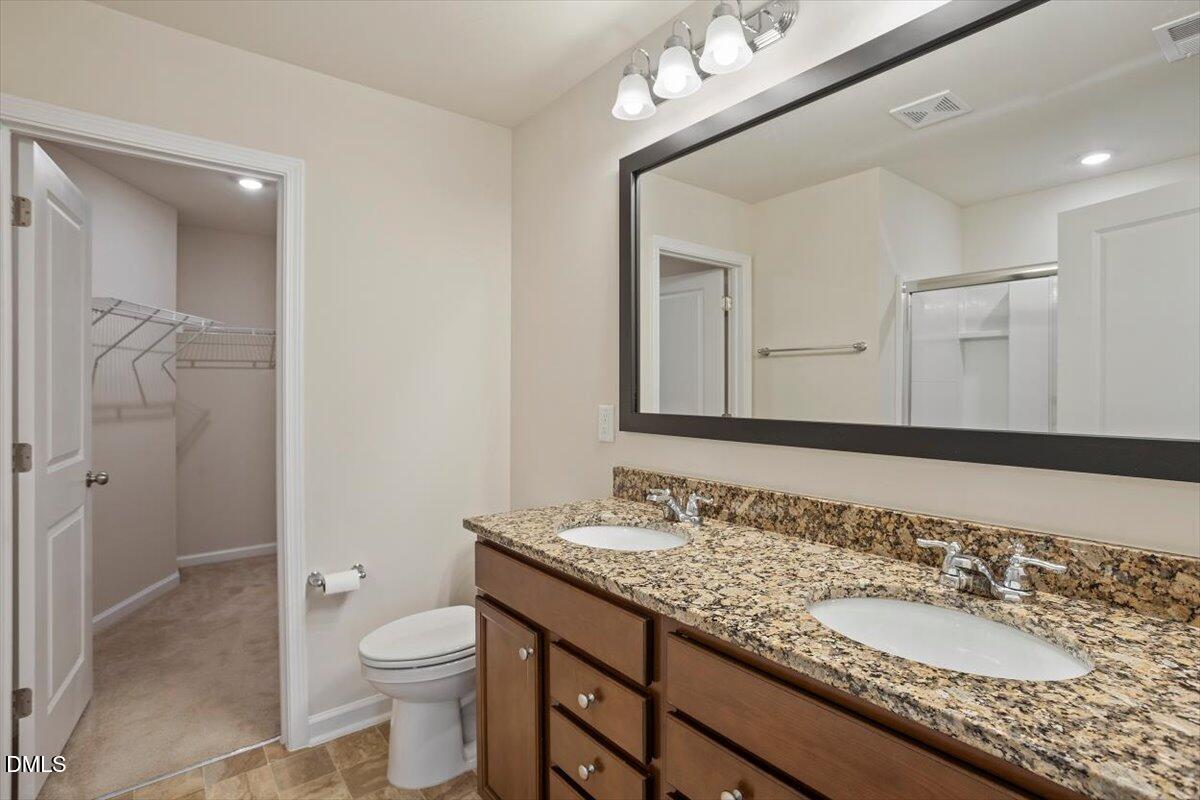 369 White Oak Ridge Drive Garner, NC 27529 - Photo 21 of 30 primary bath