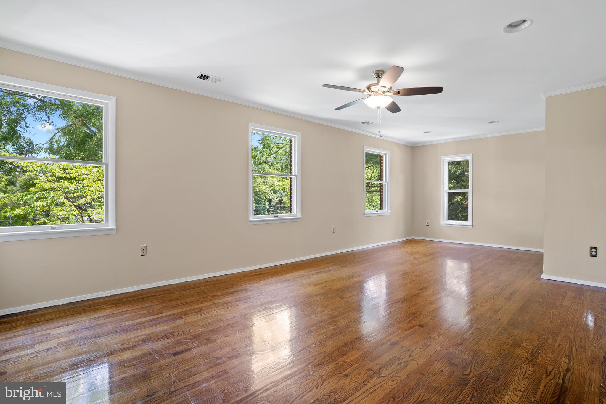 8801 Brickyard Road Potomac, MD 20854 - Photo 22 of 46