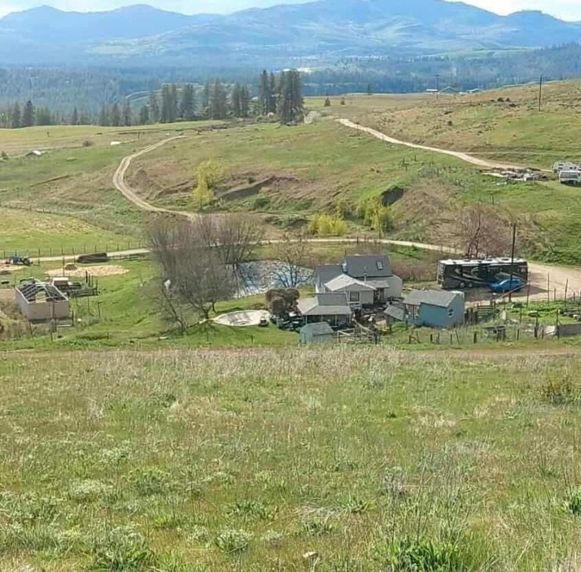 4552 Paradise Way Hunters, WA 99137 - Photo 14 of 18