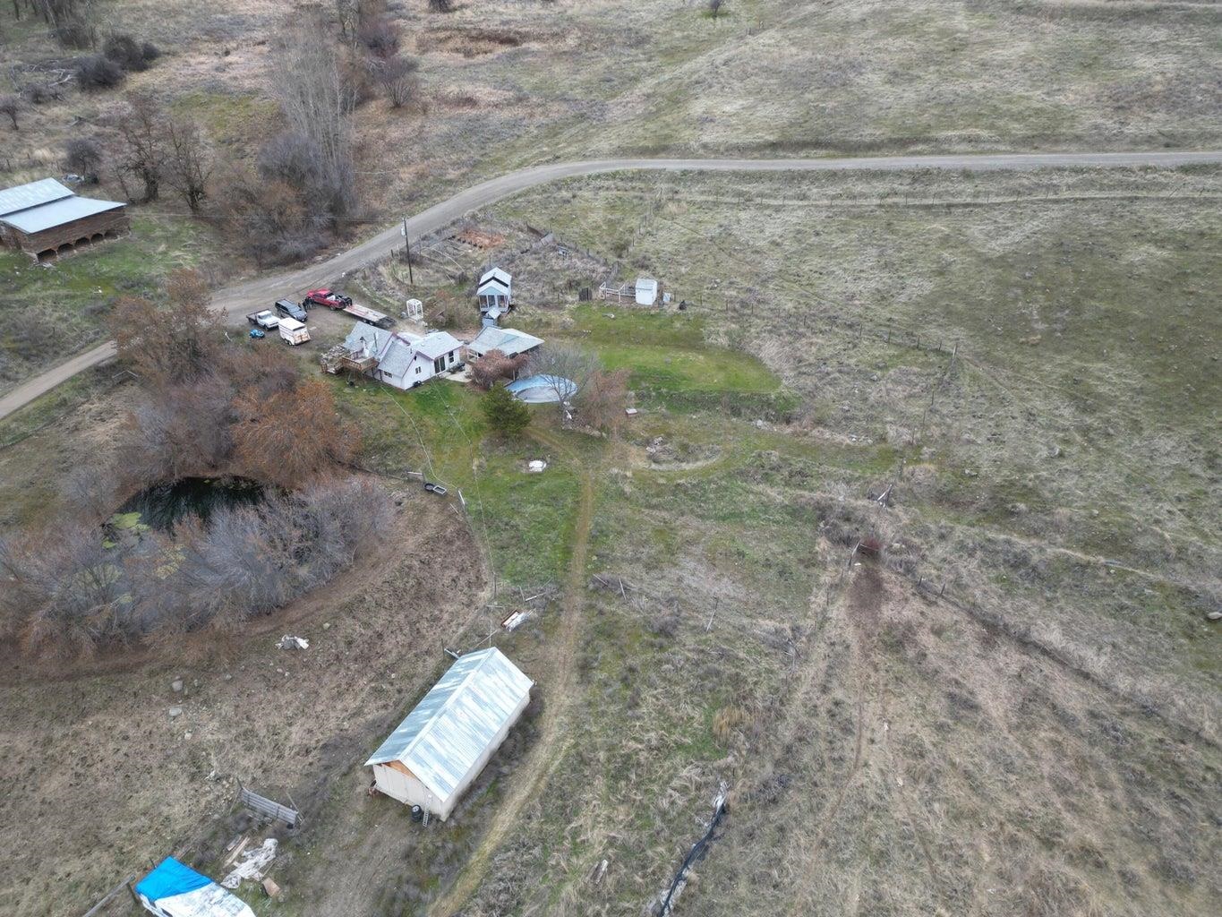 4552 Paradise Way Hunters, WA 99137 - Photo 16 of 18