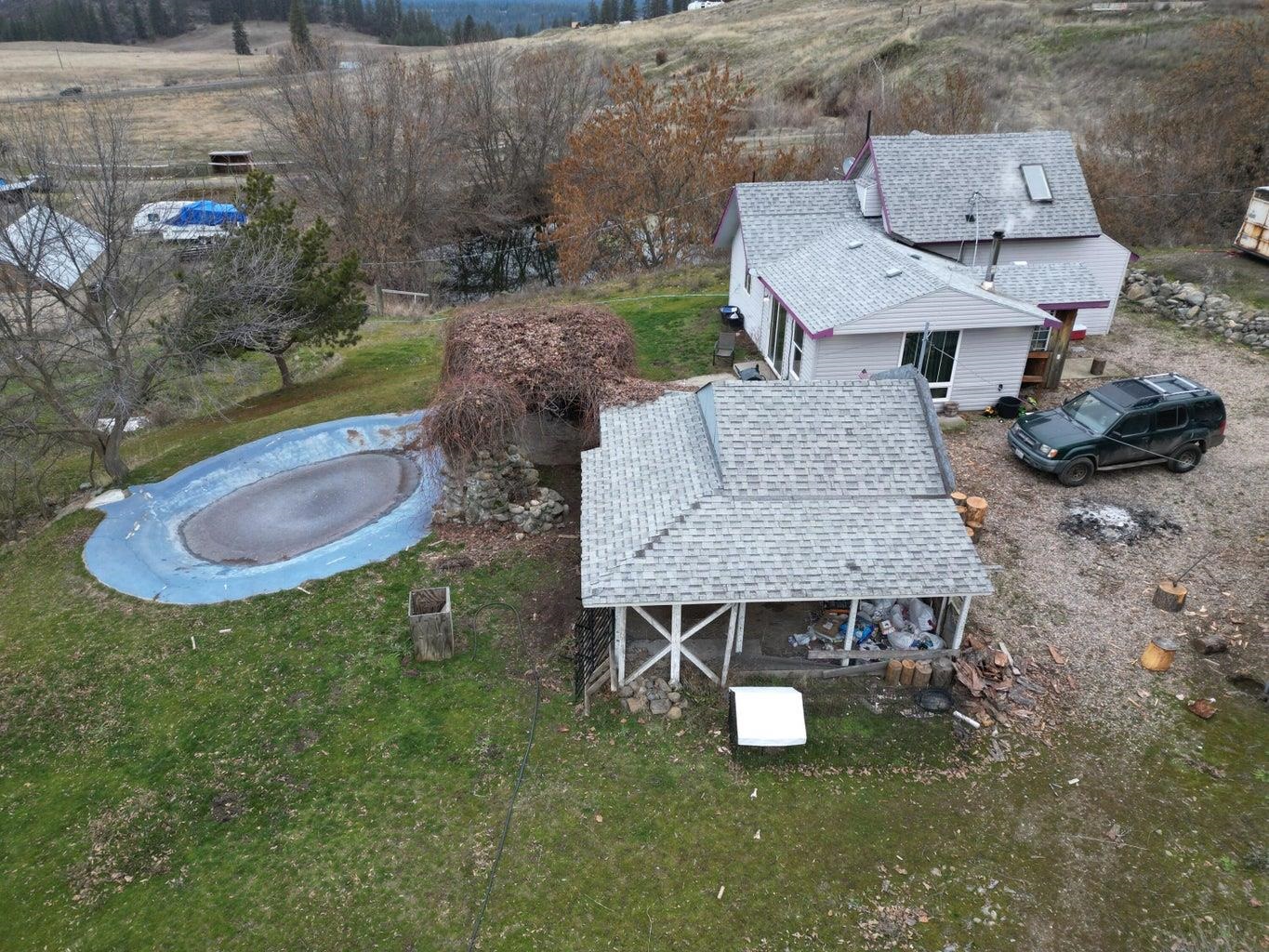 4552 Paradise Way Hunters, WA 99137 - Photo 2 of 18