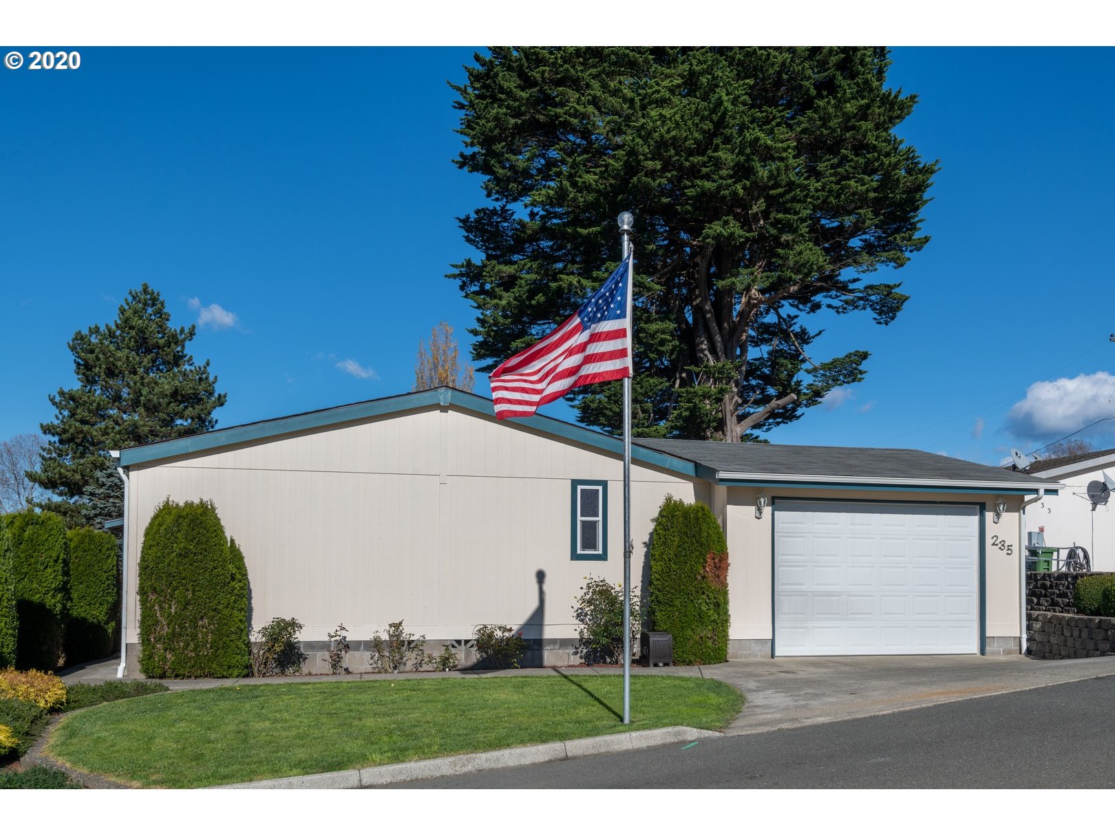 235 1st Avenue Coos Bay, OR 97420 - Photo 1 of 29