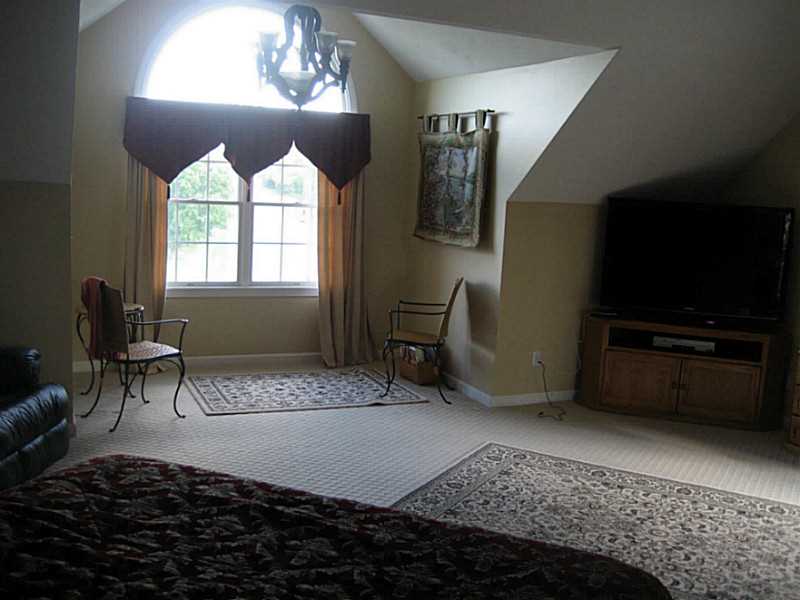 26 Windsong Road Cumberland, RI 02864 - Photo 13 of 25 Master Bedroom.