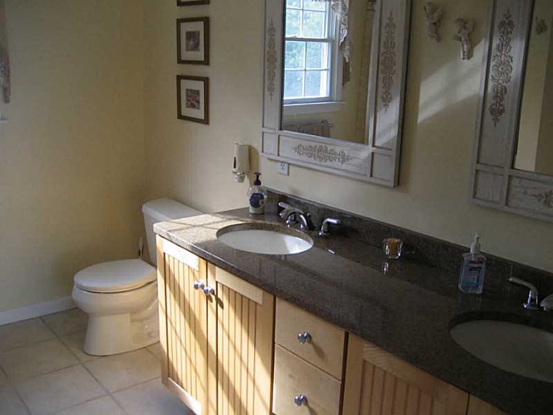 26 Windsong Road Cumberland, RI 02864 - Photo 19 of 25 Bathroom.