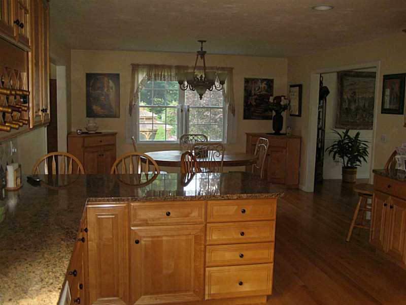 26 Windsong Road Cumberland, RI 02864 - Photo 4 of 25 Kitchen.