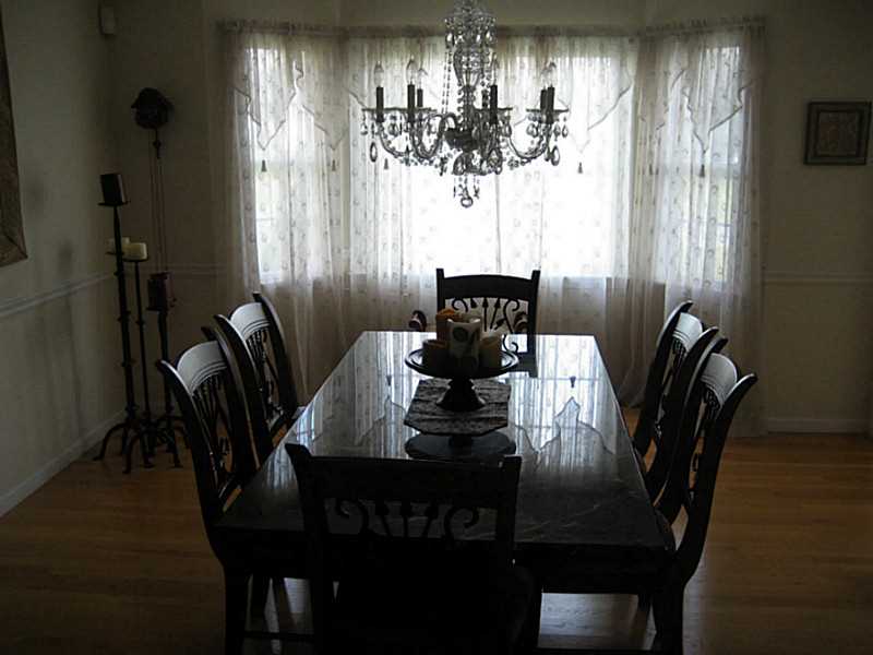 26 Windsong Road Cumberland, RI 02864 - Photo 8 of 25 Dining Room.