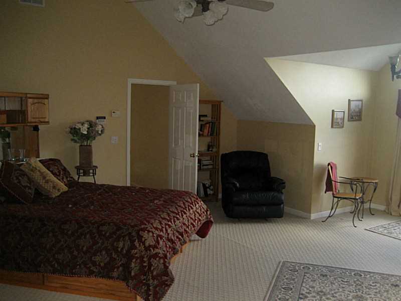 26 Windsong Road Cumberland, RI 02864 - Photo 10 of 25 Master Bedroom.