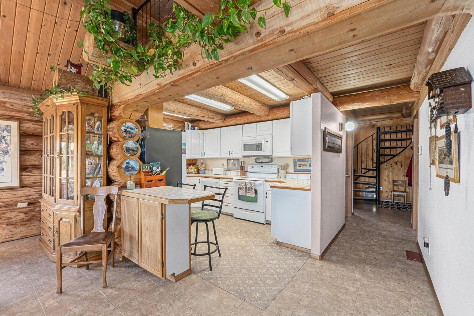 1114 Stohr Road Newport, WA 99156 - Photo 15 of 49