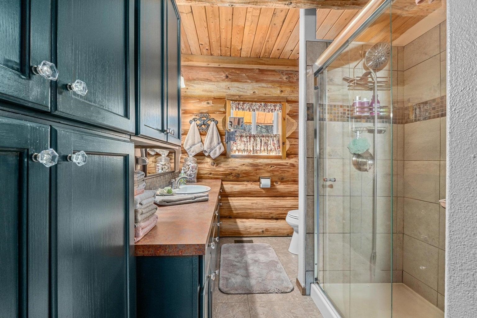 1114 Stohr Road Newport, WA 99156 - Photo 10 of 49