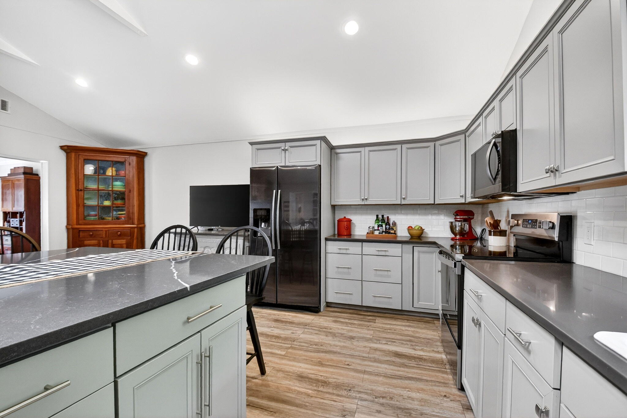 2842 Southwest 4th Street Boynton Beach, FL 33435 - Photo 20 of 40 21-web-or-mls-DSC_2398
