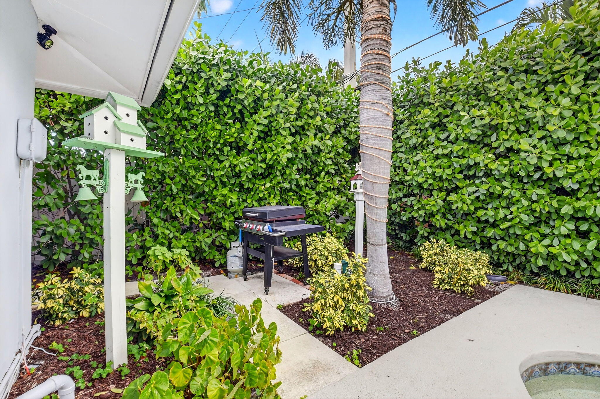 2842 Southwest 4th Street Boynton Beach, FL 33435 - Photo 40 of 40 38-web-or-mls-DSC_2488