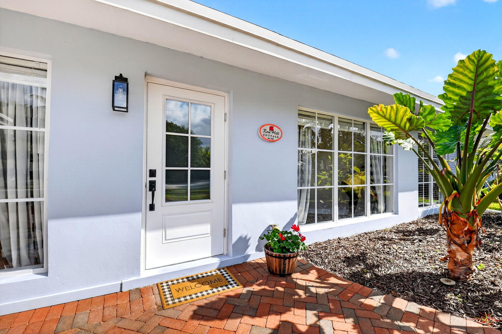 2842 Southwest 4th Street Boynton Beach, FL 33435 - Photo 5 of 40 6-web-or-mls-DSC_2333