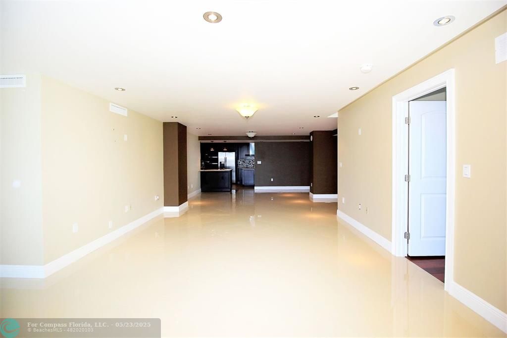 1360 South Ocean Boulevard, Unit 2806 Pompano Beach, FL 33062 - Photo 9 of 37 a view of a livingroom with a workspace