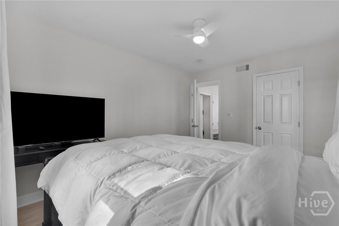 702 Tattnall Street, Unit B Savannah, GA 31401 - Photo 18 of 24