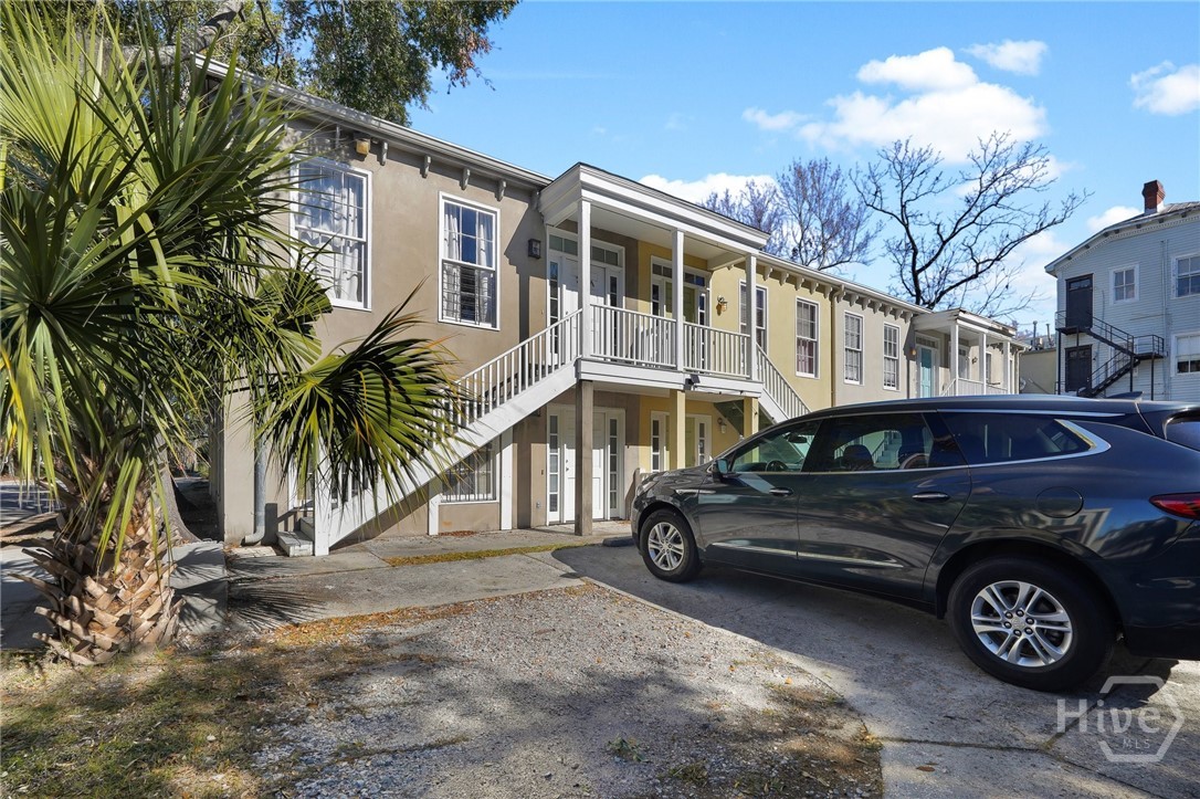 702 Tattnall Street, Unit B Savannah, GA 31401 - Photo 3 of 24