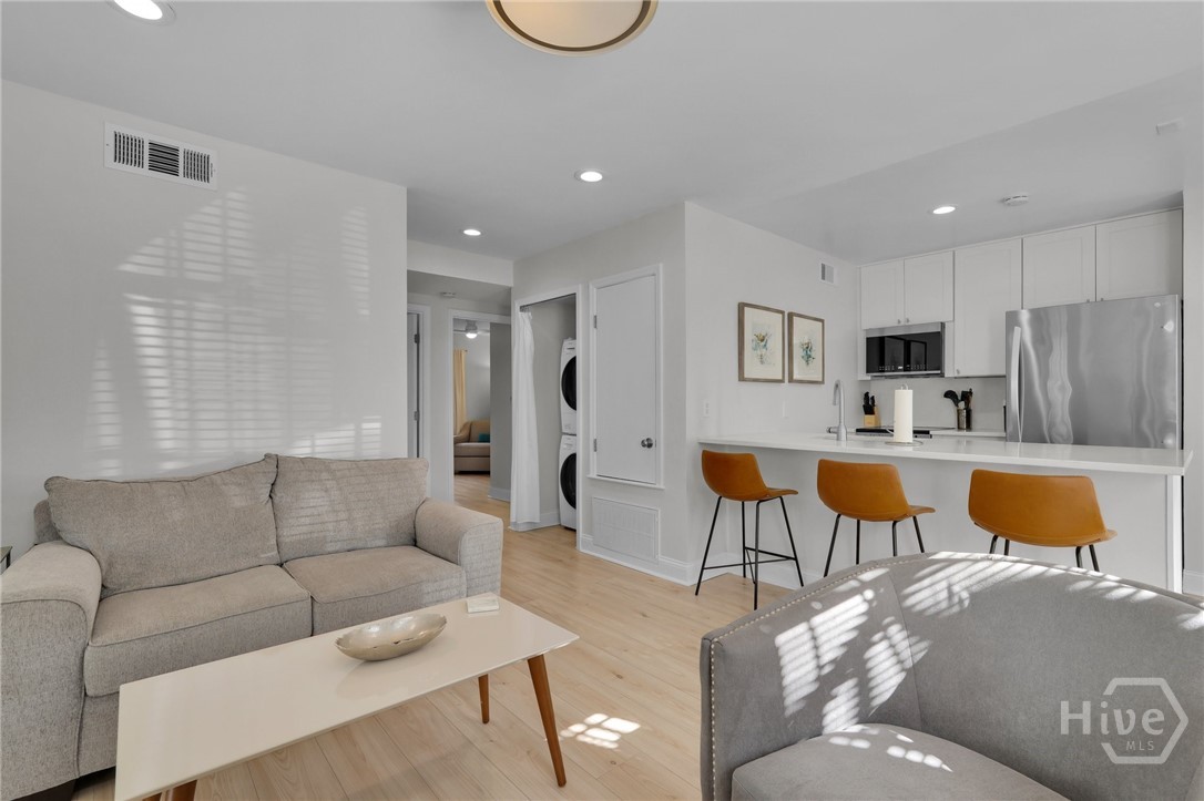 702 Tattnall Street, Unit B Savannah, GA 31401 - Photo 6 of 24