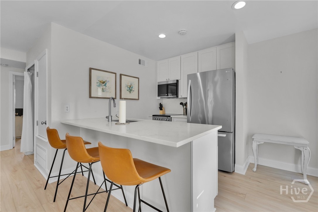 702 Tattnall Street, Unit B Savannah, GA 31401 - Photo 10 of 24